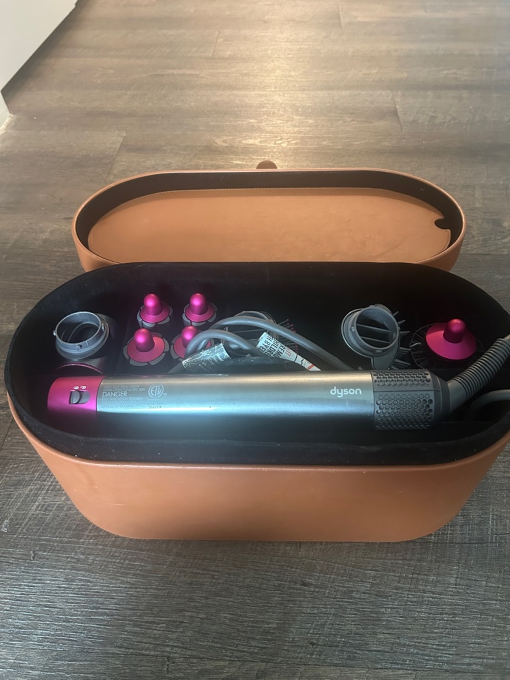 Dyson airwrap